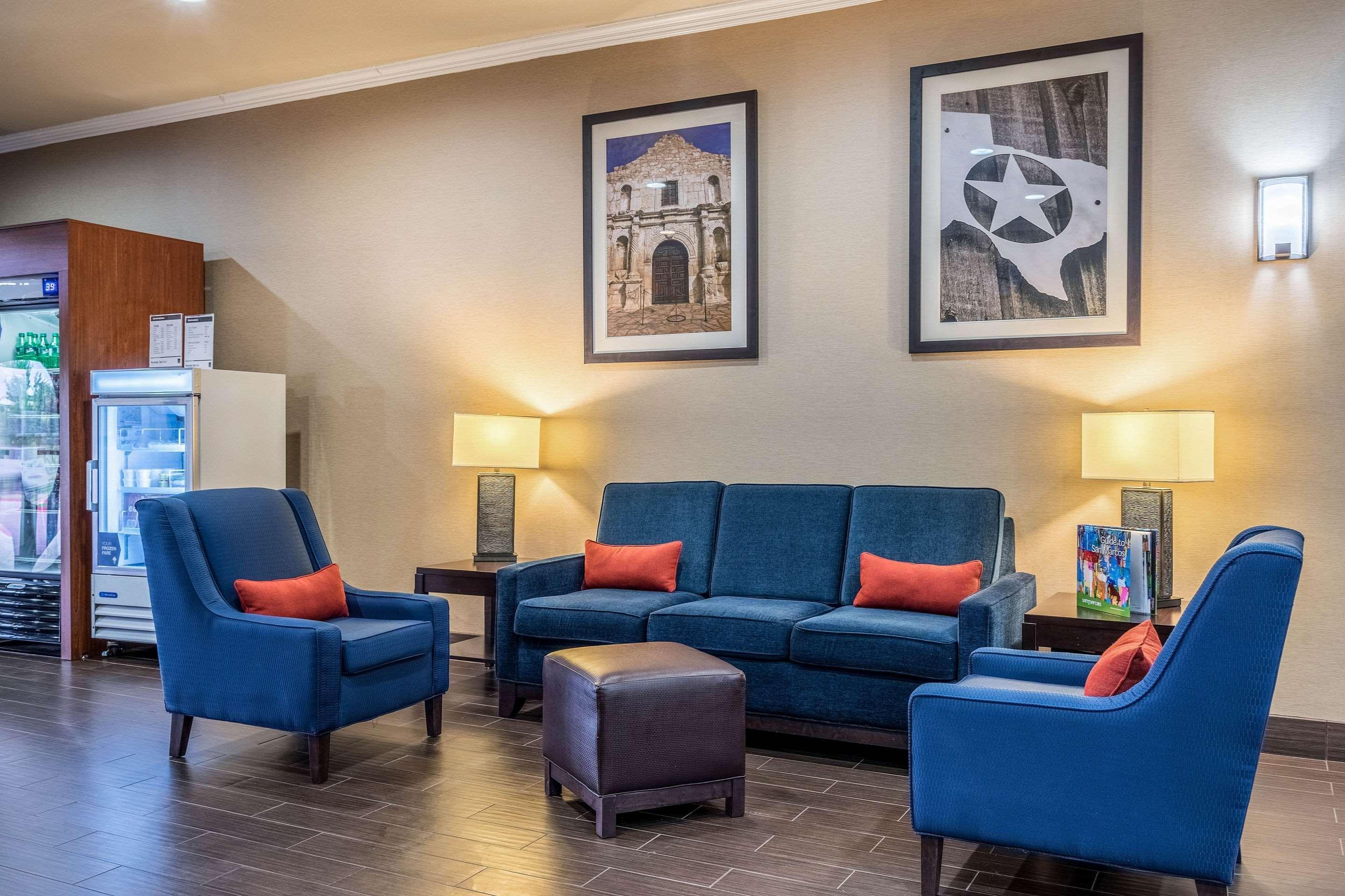 Comfort Suites Near Texas State University סן מרקוס מראה חיצוני תמונה